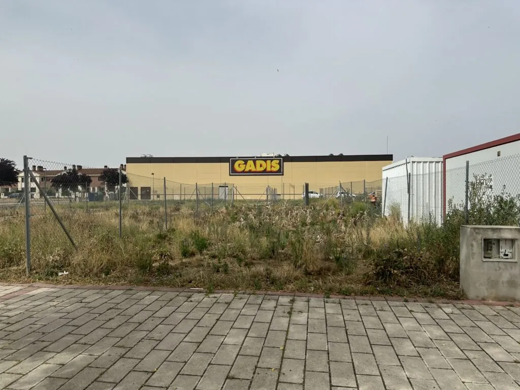 Parcelas con diferentes tamaños y tipologías. Zona Gadis